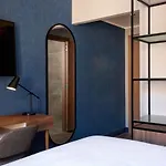 Radisson 4*