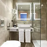 Ξενοδοχείο Radisson 4*
