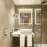 Radisson 4*