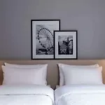 Radisson Ξενοδοχείο 4*