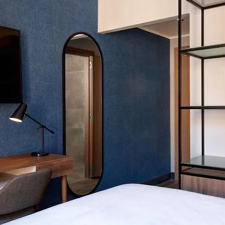 Radisson 4*