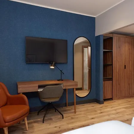Radisson 4*