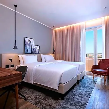 Radisson 호텔 4*