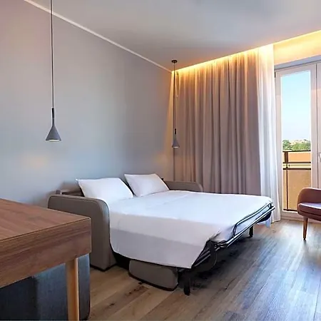 Radisson 酒店