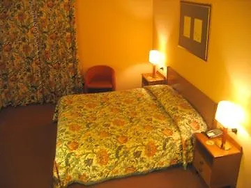 Radisson 酒店 4*